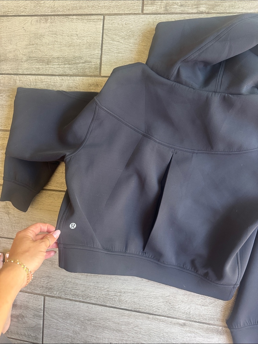 lululemon athletica rogue renegade zip up - Picture 5 of 7